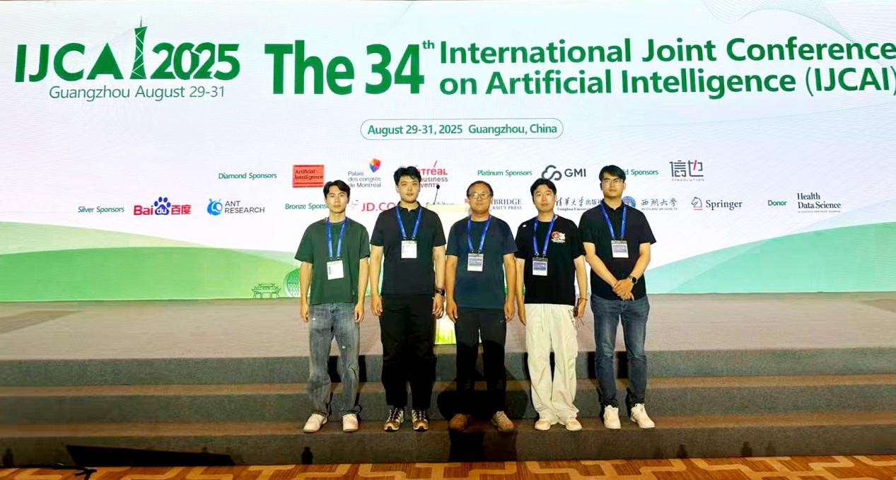 1757398213773885.jpg 1757398213773885.jpg